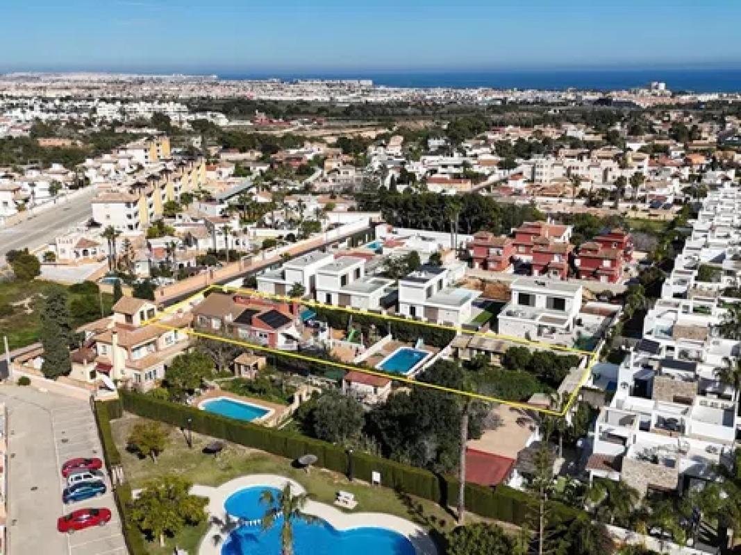 Terreno en venta en Orihuela, Alicante photo 4