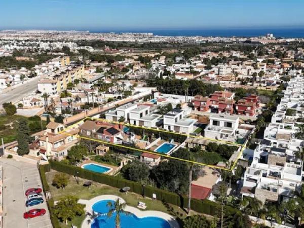 Terreno en avenida Torrevieja, 29 photo 4
