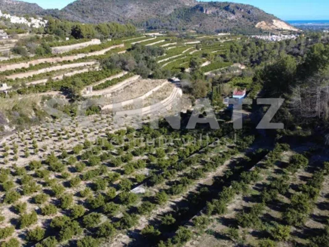 Terreno en venta en Adsubia, Alicante photo 1