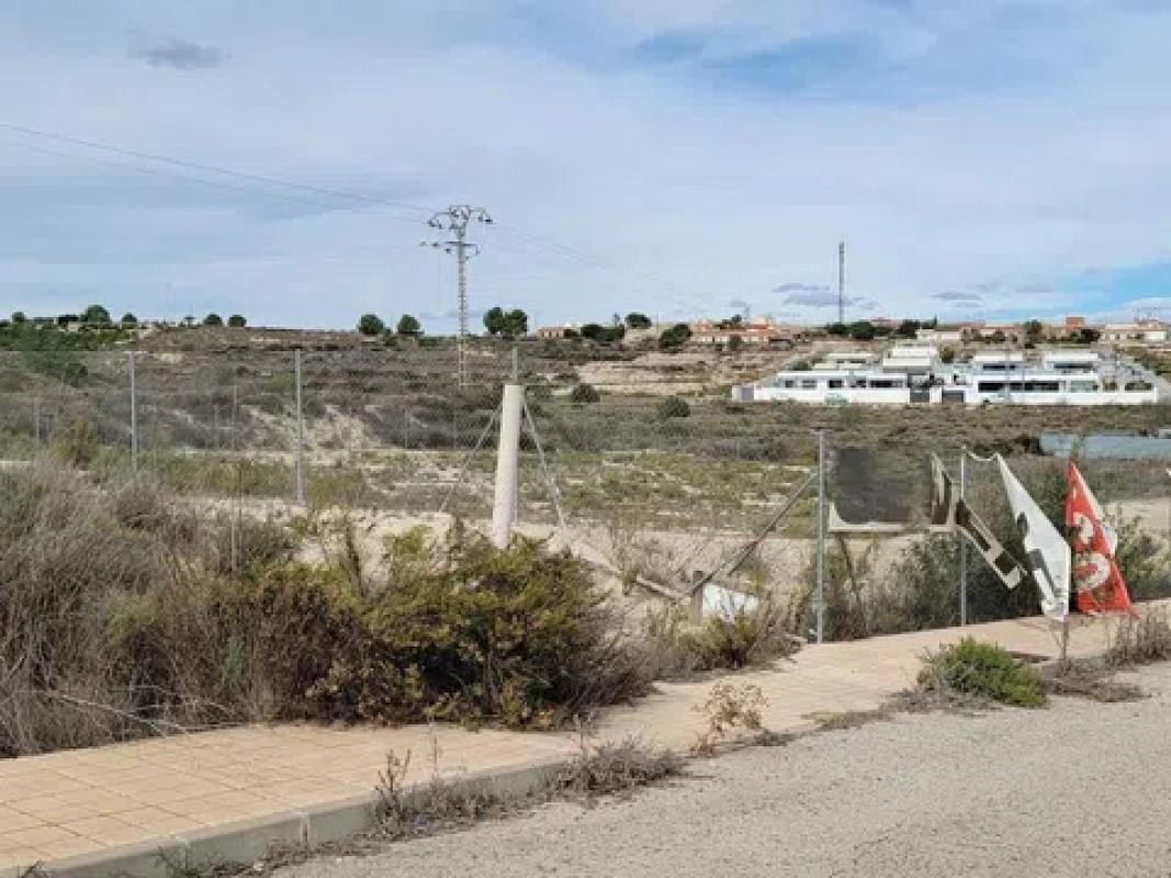 Terreno en venta en Orihuela, Alicante photo 3