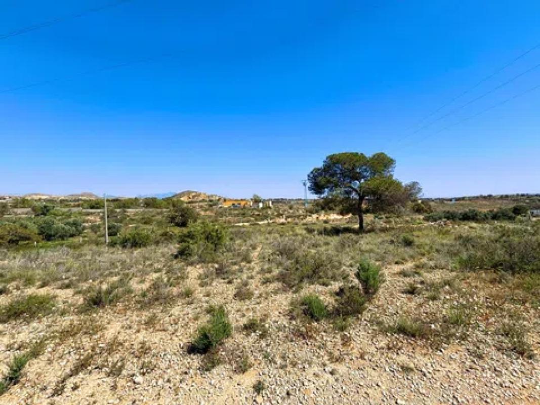 Terreno en venta en Moralet, Alicante photo 1
