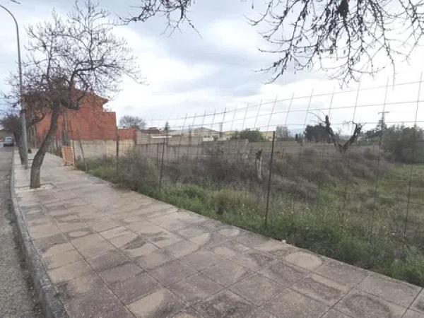 Terreno en calle de la virgen photo 1