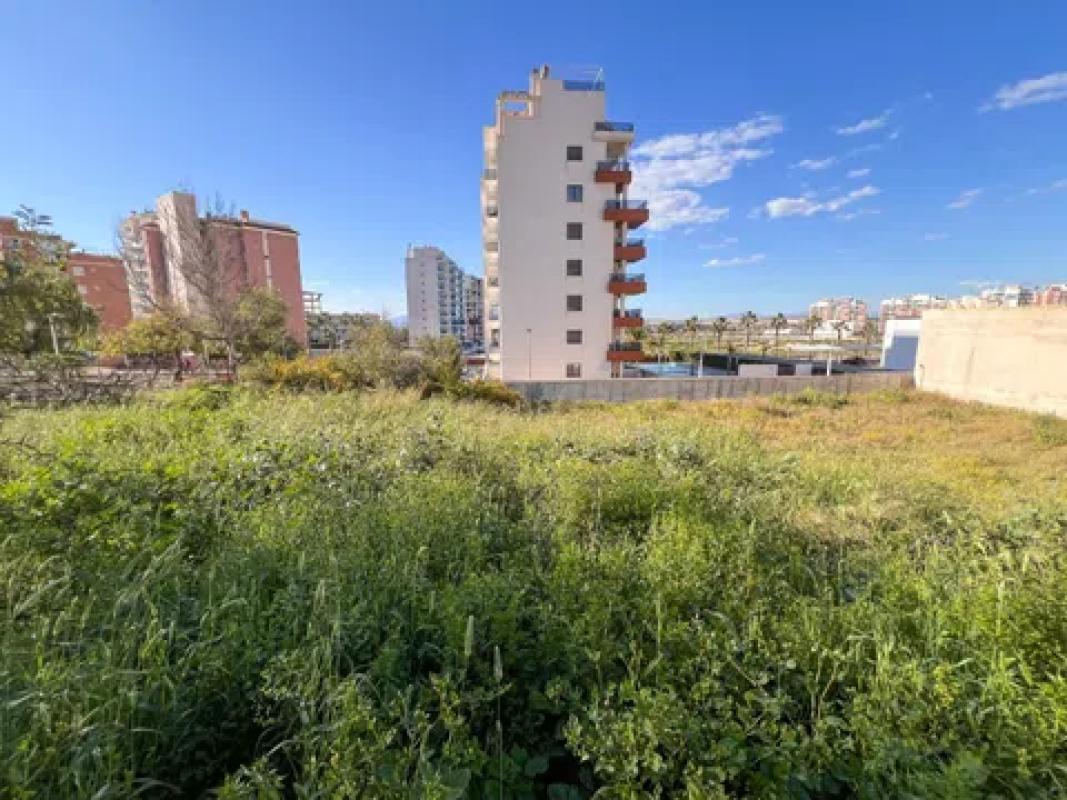 Terreno en venta en Guardamar del Segura, Alicante photo 3