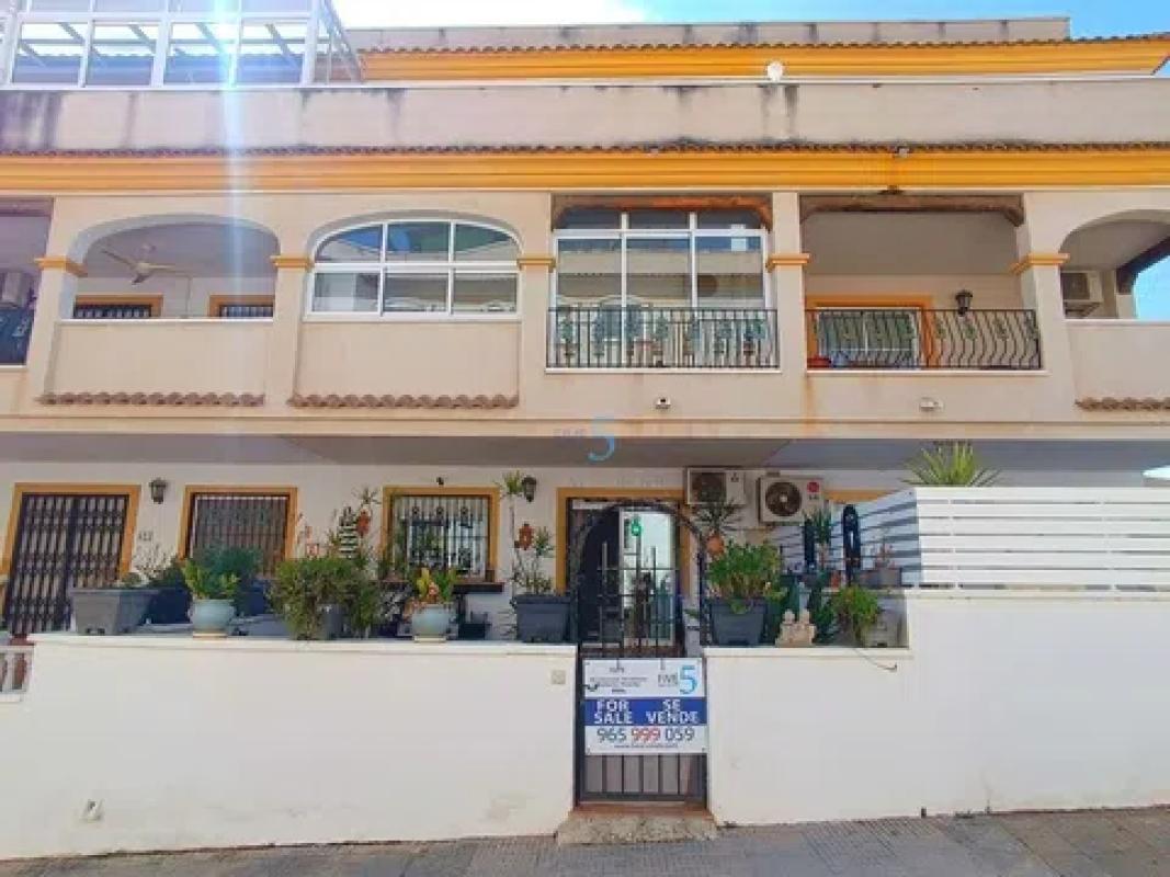 Sale of apartment in Centro, San Miguel de Salinas
photo 5