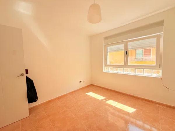 Sale of flat in CL CAMI VELL DE VALENCIA, 21, La Villajoyosa / Vila Joiosa
photo 1