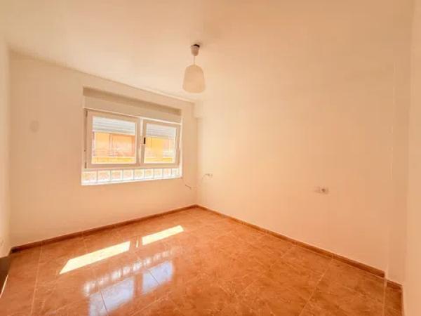 Sale of flat in CL CAMI VELL DE VALENCIA, 21, La Villajoyosa / Vila Joiosa
 photo 4