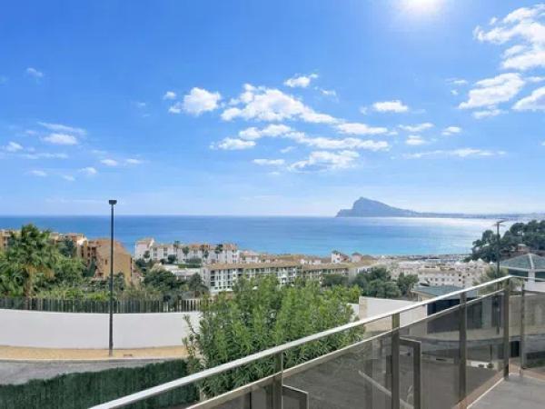 Venta de piso en Zona de Mascarat, Altea
photo 1