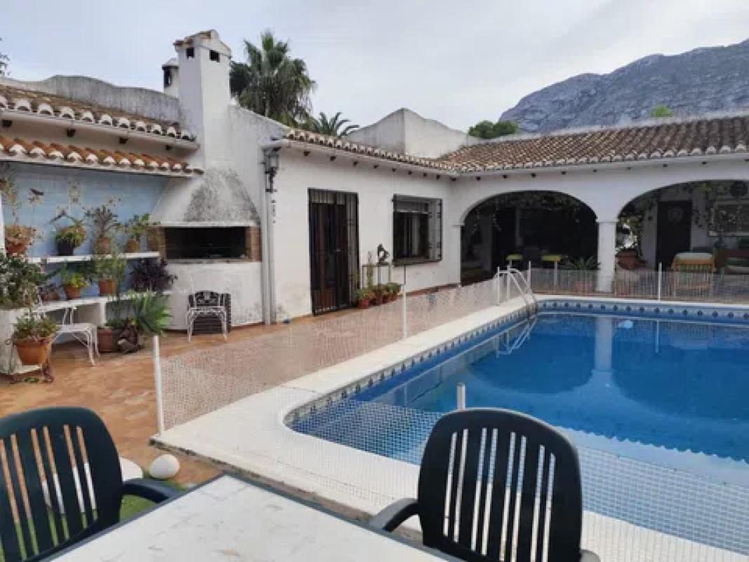 Venta de chalet independiente en Calle Deimos, Denia
photo 4