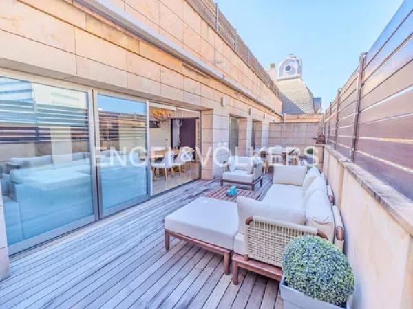 Duplex en venta en Avenida de la Constitución, 8, Alicante / Alacant photo 1
