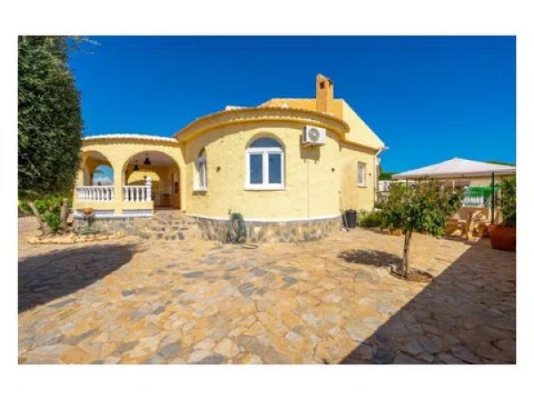 Casa independiente en calle Ravel, 22 thumbnail 2