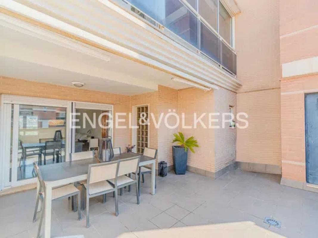 Penthouse sale in  Calle Hermano Felicísimo Ruiz, 13, Alicante photo 2