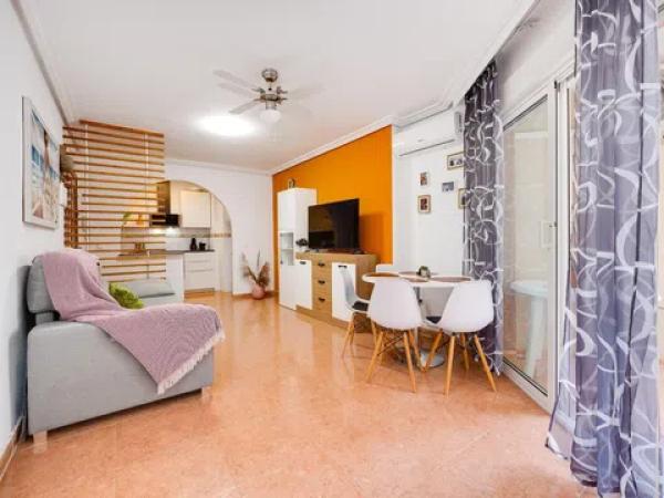 Sprzedaż mieszkania w Calle la Sal, Torrevieja
 photo 4