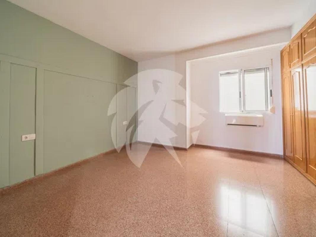 Propiedades en venta y alquiler en España photo 2