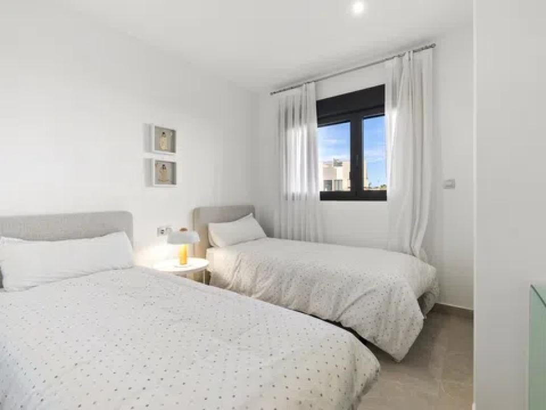 Venta de piso en Calle Ciruela s/n, Orihuela
photo 3