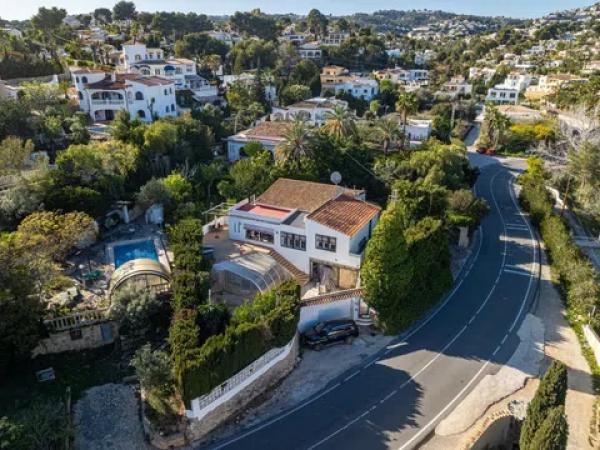 Chalet independiente en venta en Avenida de la Marina, Benissa
photo 1