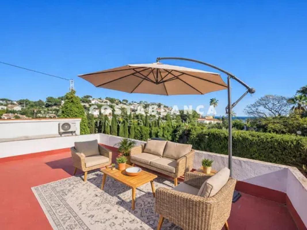 Sale of independent chalet in Avenida de la Marina, Benissa
photo 2