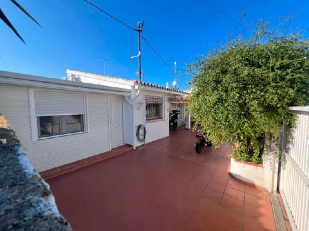 Venta de chalet adosado en  Barrio Les Bassetes-El Marjal , Denia photo 3