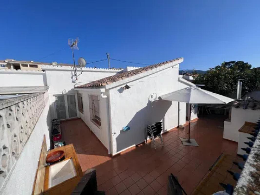 Venta de chalet adosado en  Barrio Les Bassetes-El Marjal , Denia photo 4