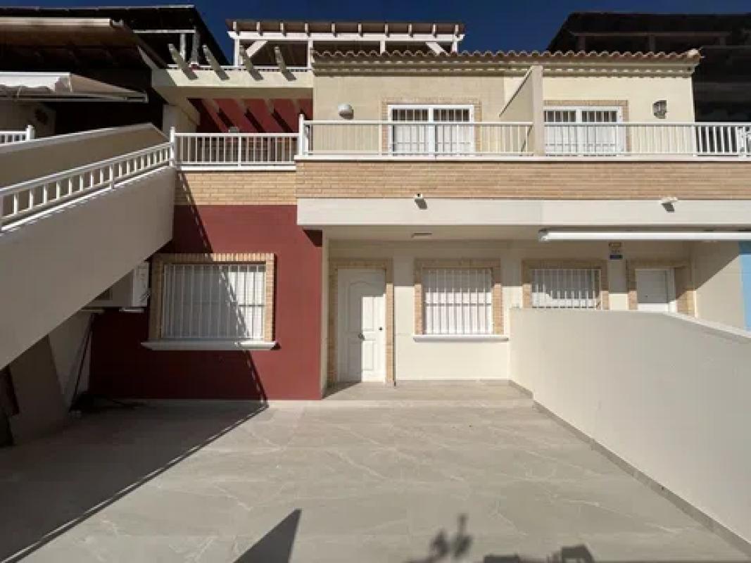Sale of apartment in Zona Pueblo, Pilar de la Horadada
photo 1