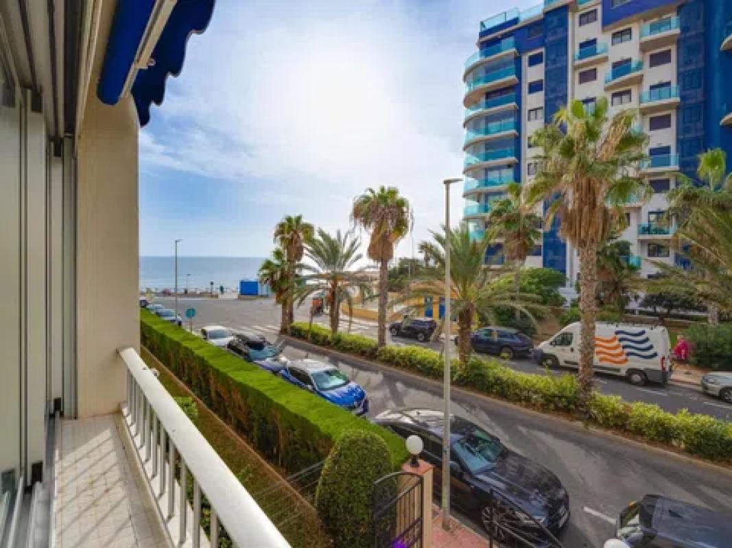 Venta de piso en Avenida de las Olas s/n, Torrevieja
 photo 5