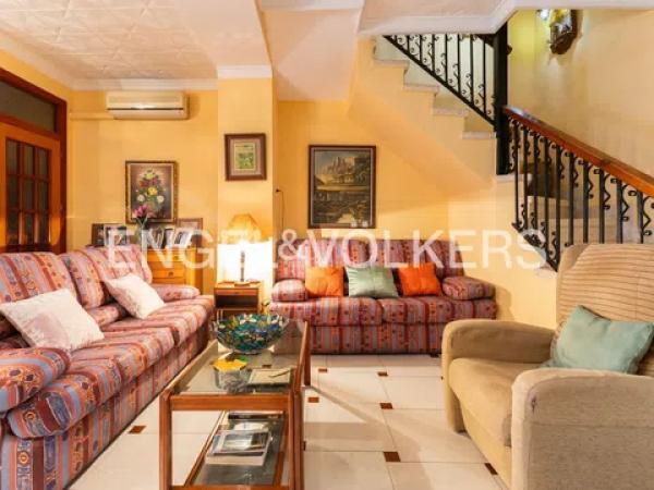 Chalet adosado photo 1