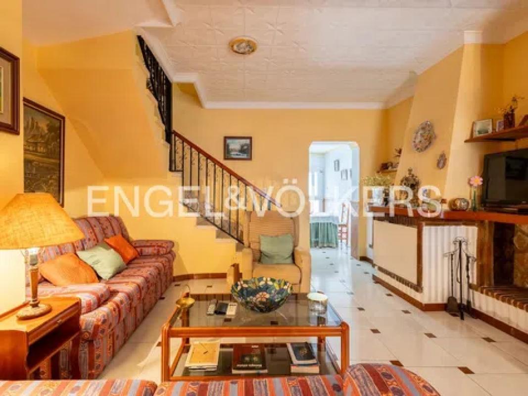 Продажа таунхауса в  El Puerto , Дения photo 2