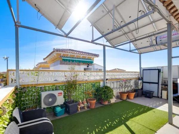 Chalet adosado photo 1
