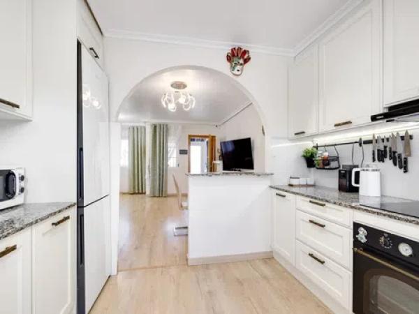 Chalet adosado photo 3