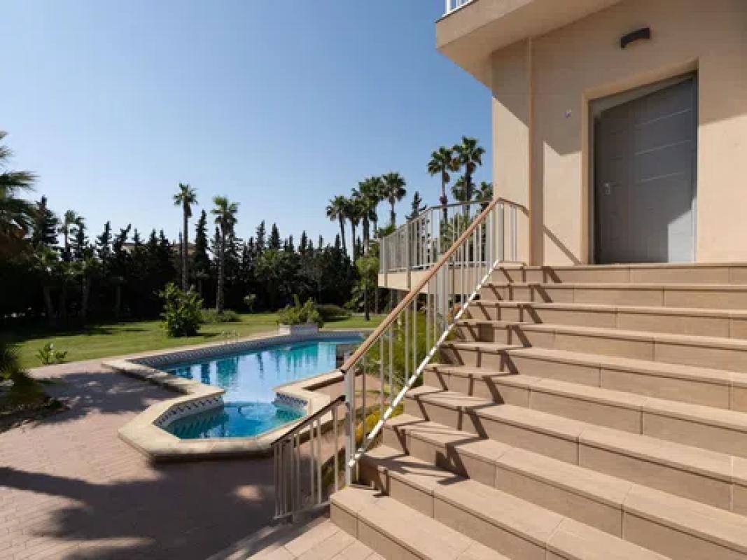 Sale of independent chalet in Calle, Rojales
photo 3