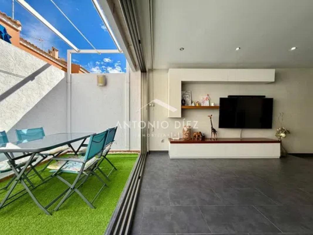 Sale of townhouse in Barrio La Serranica - Sagrado Corazón , Aspe photo 3