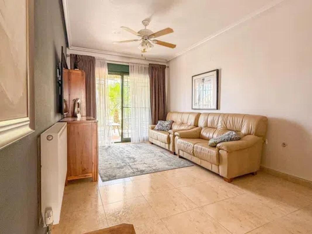 Venta de chalet independiente en Barrio Las Filipinas, Orihuela
photo 4