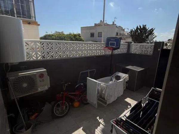 Casa independiente en calle Otelo, 25 photo 3