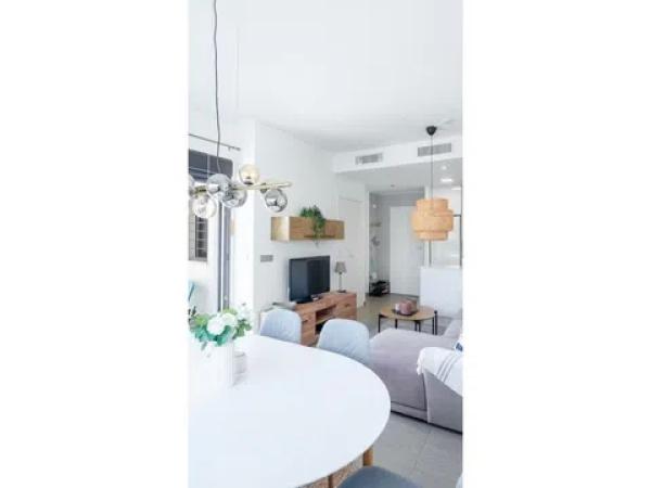 Sale of flat in Calle Priorato, Torrevieja
 photo 3