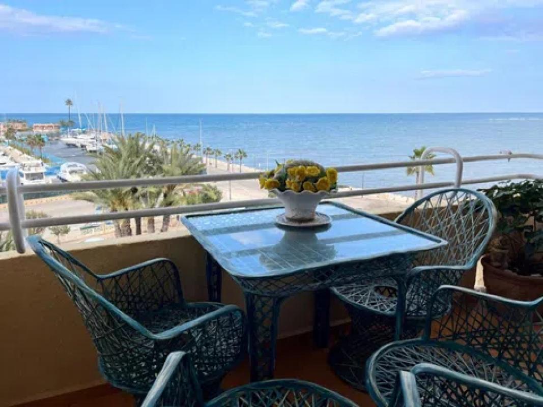 Venta de piso en El Puerto, Denia
photo 1