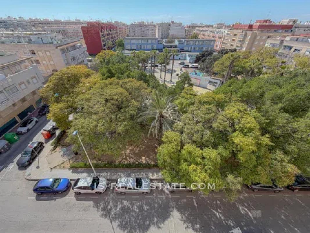 Sprzedaż poddasza w  Barrio Antonio Machado, Torrevieja photo 2