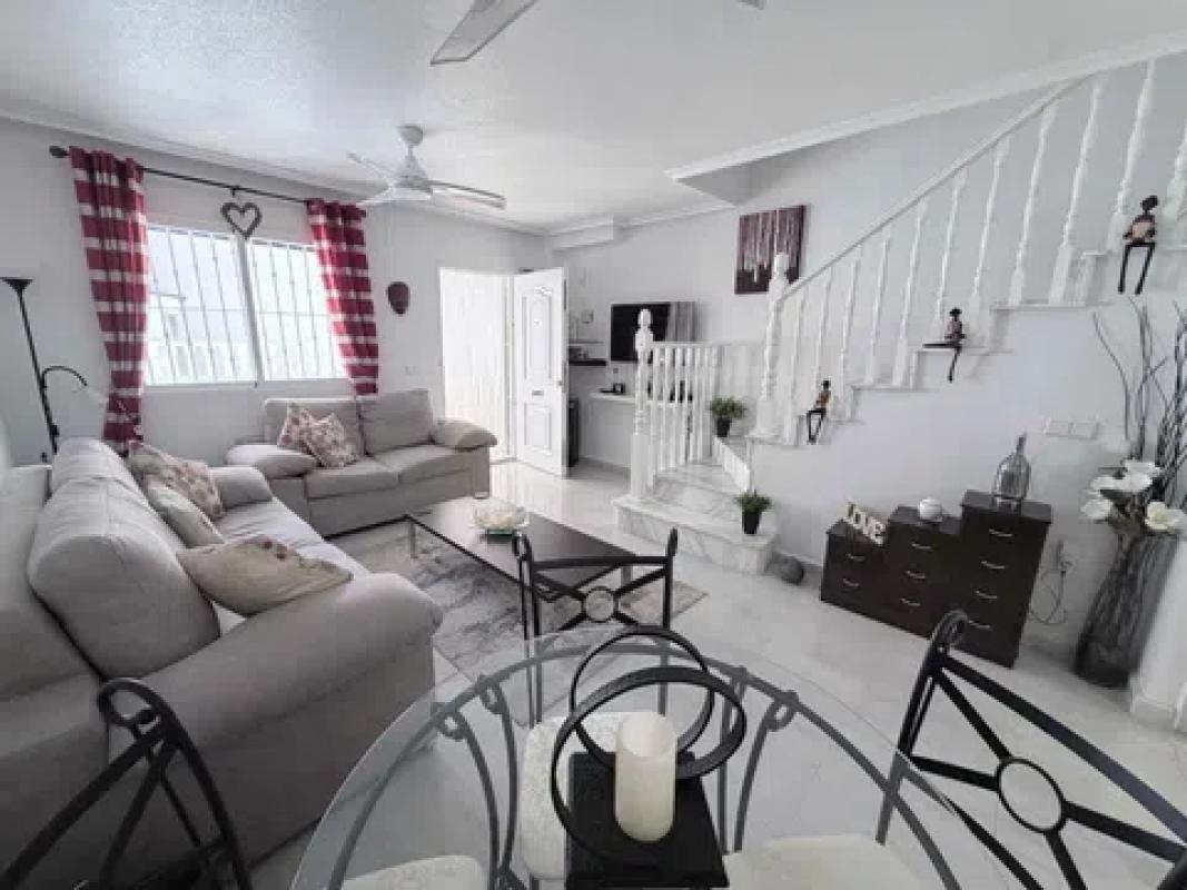 Sale of independent chalet in Barrio La Chismosa, Orihuela
 photo 2