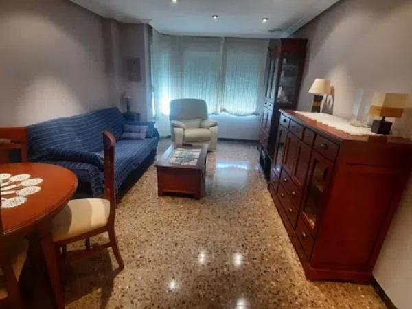 Venta de piso en Barrio Reina Victoria-Miguel Hernández, Elche / Elx
 photo 4
