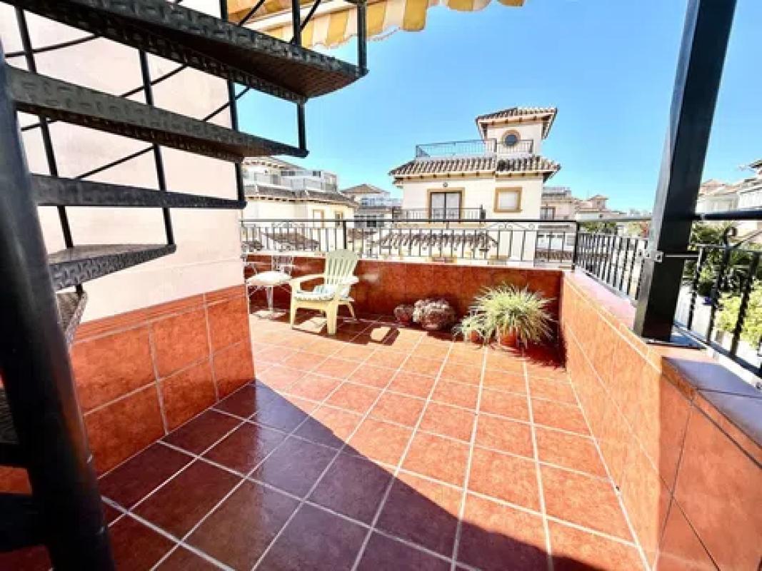 Sprzedaż mieszkania w Calle Torre de Pisa, Orihuela
photo 4