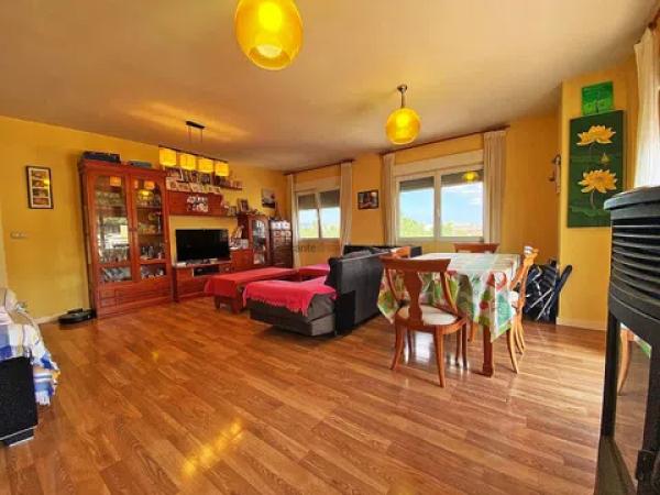 Sale of flat in Pinoso, Pinoso
photo 1