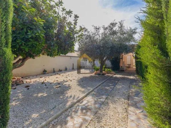 Частный шале на продаже в  Barrio La Siesta - El Salado - Torreta, Торревьеха photo 2