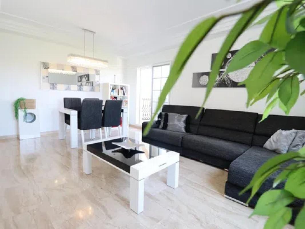 Venta de piso en Barrio Zona Deportiva-Nuevo Altabix, Elche / Elx
photo 1