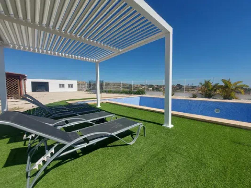 Properties for sale and rent in Spain photo 2