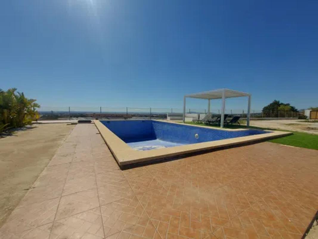 Properties for sale and rent in Spain photo 4
