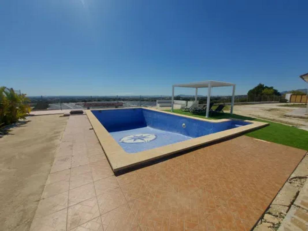 Properties for sale and rent in Spain photo 5