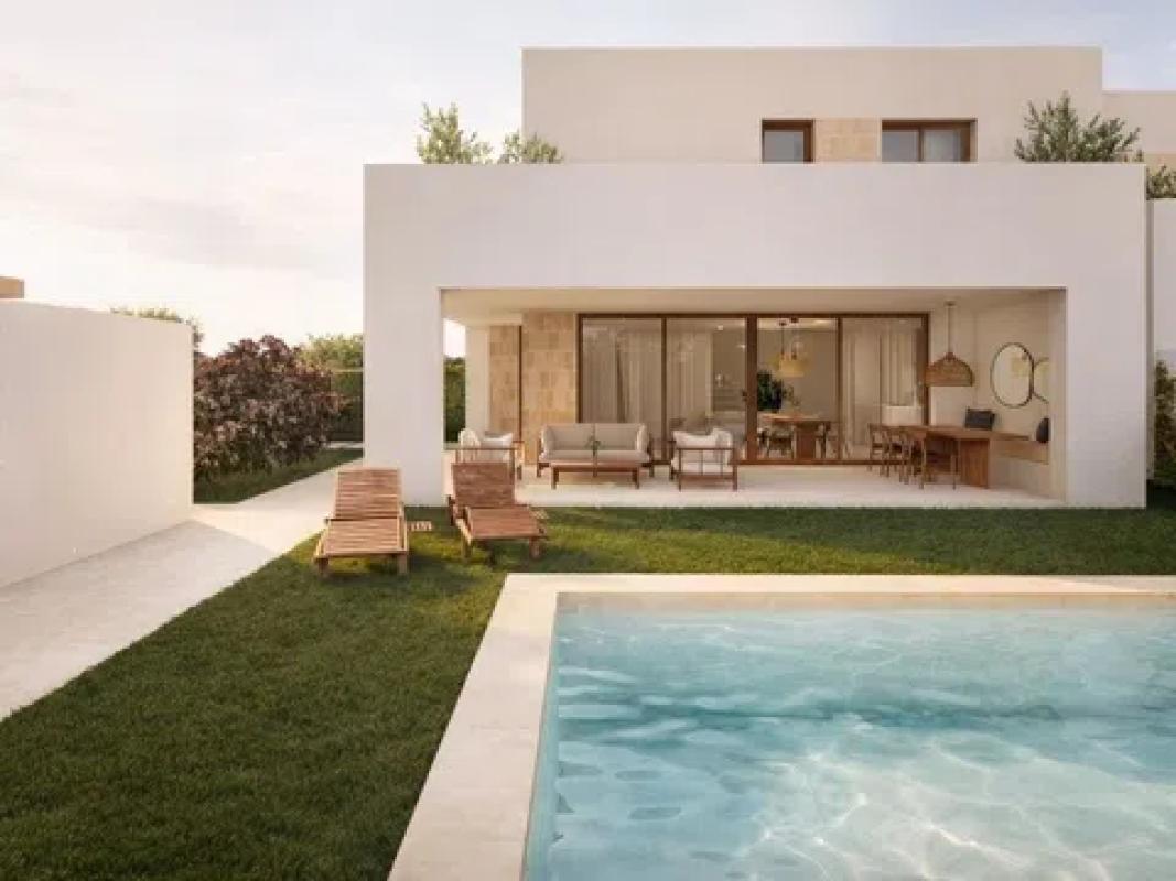 Venta de chalet adosado en Calle Germanes Carmelites, 4 , Denia photo 1