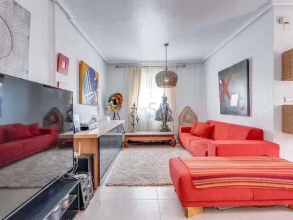 Chalet independiente en venta en Barrio Lo Marabú, Rojales
thumbnail 1