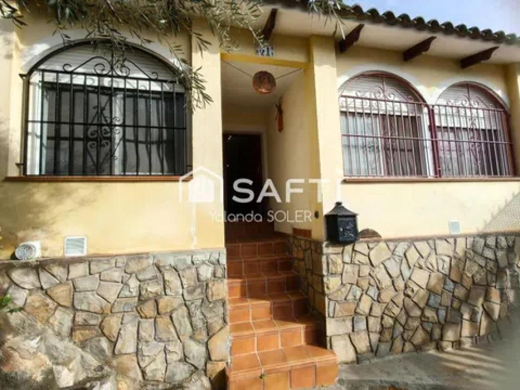 Properties for sale and rent in Spain photo 1