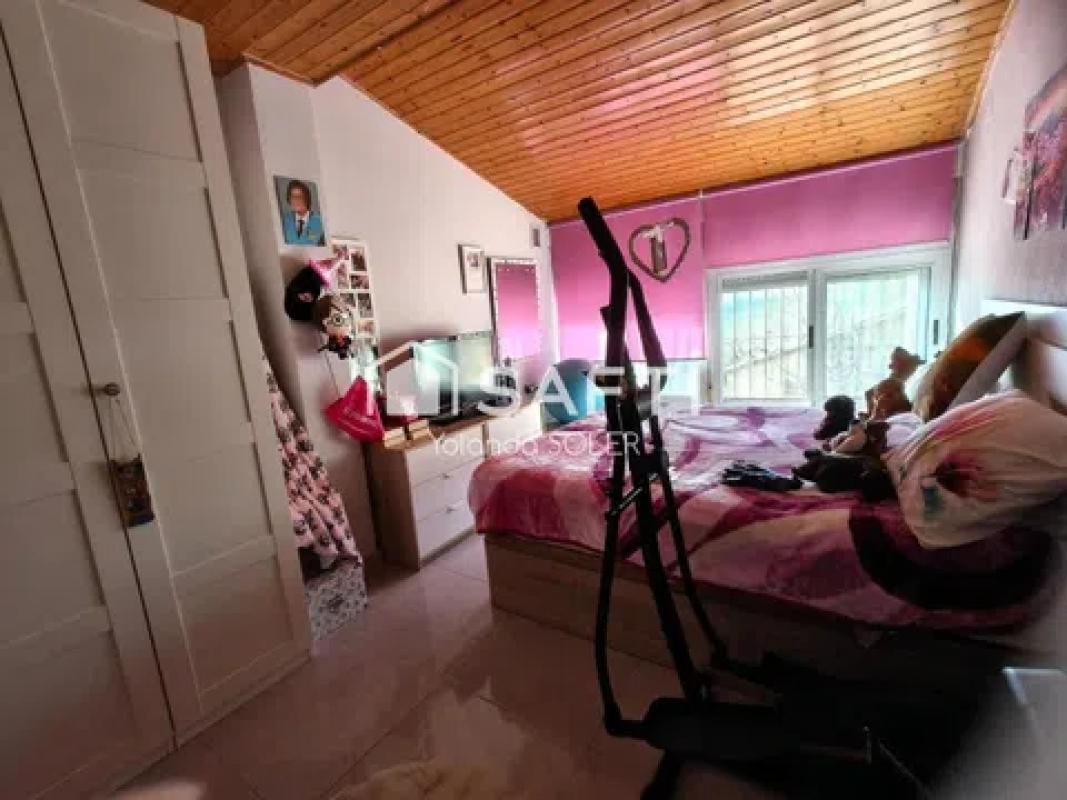 Properties for sale and rent in Spain photo 2