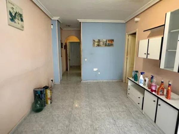 Sprzedaż mieszkania w Calle Moriones, Torrevieja
thumbnail 1