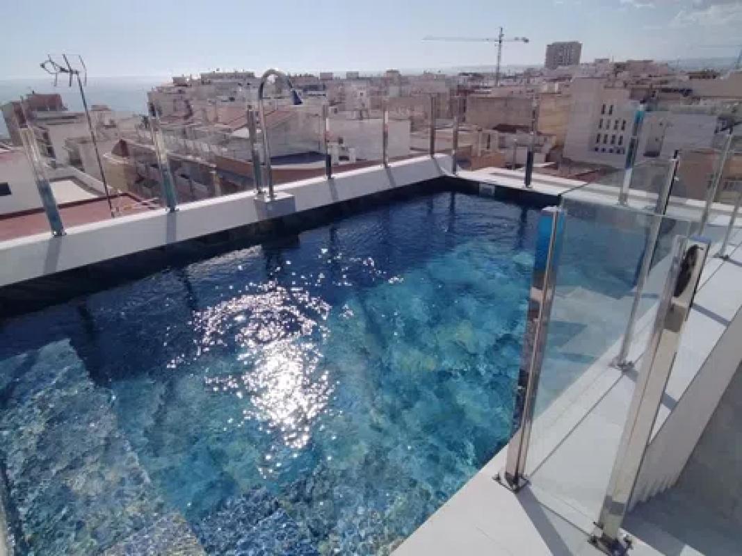 Venta de piso en C. RAMON GALLUD ESQ RADIO MURCIA, Torrevieja
photo 1